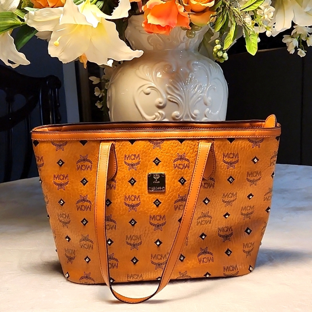 MCM TOTE BAG